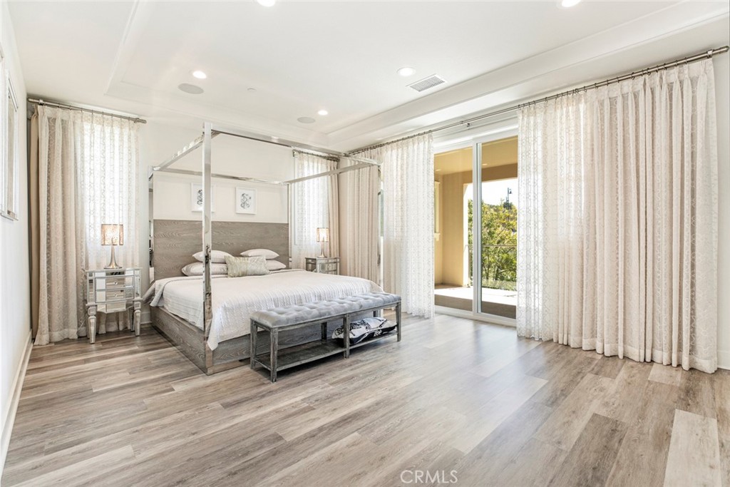 20512 W Esmerelda Lane