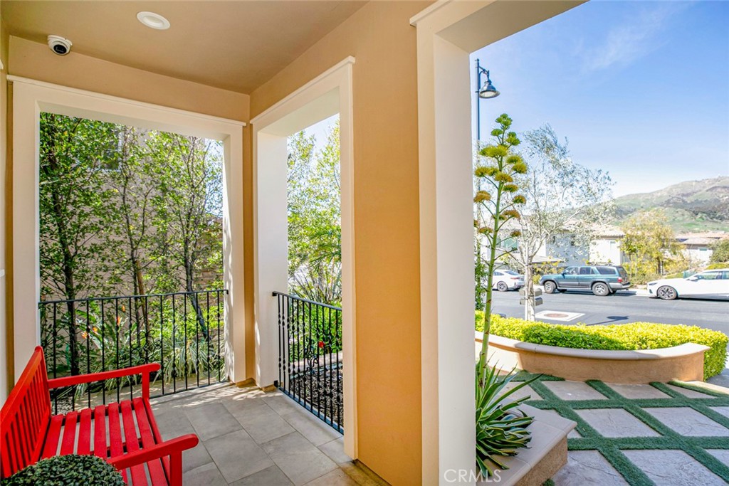 20512 W Esmerelda Lane