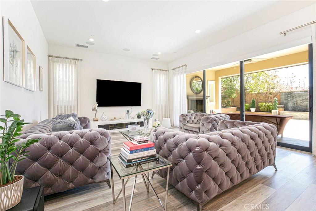 20512 W Esmerelda Lane