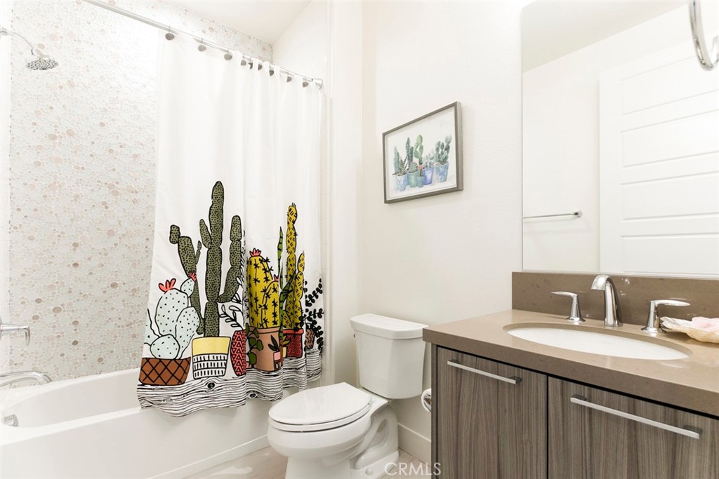 20512 W Esmerelda Lane