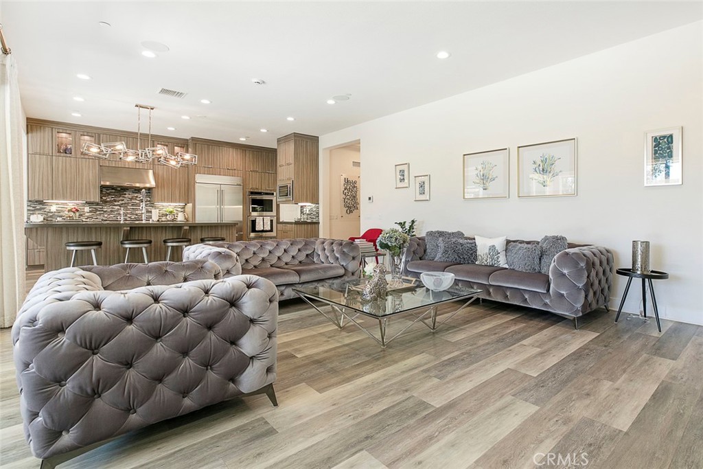 20512 W Esmerelda Lane