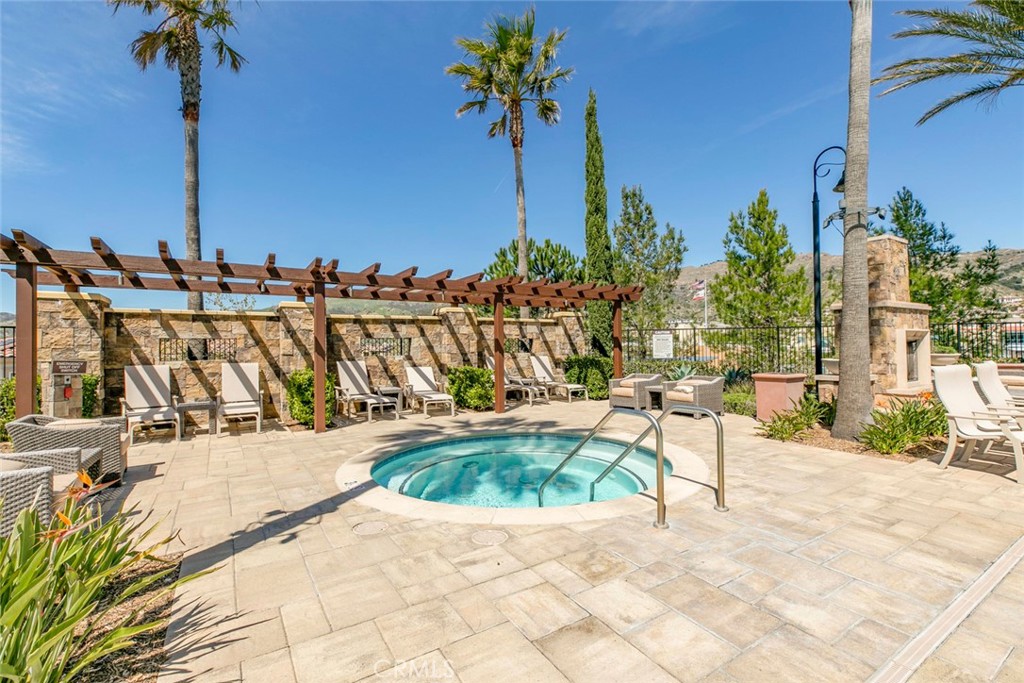 20512 W Esmerelda Lane