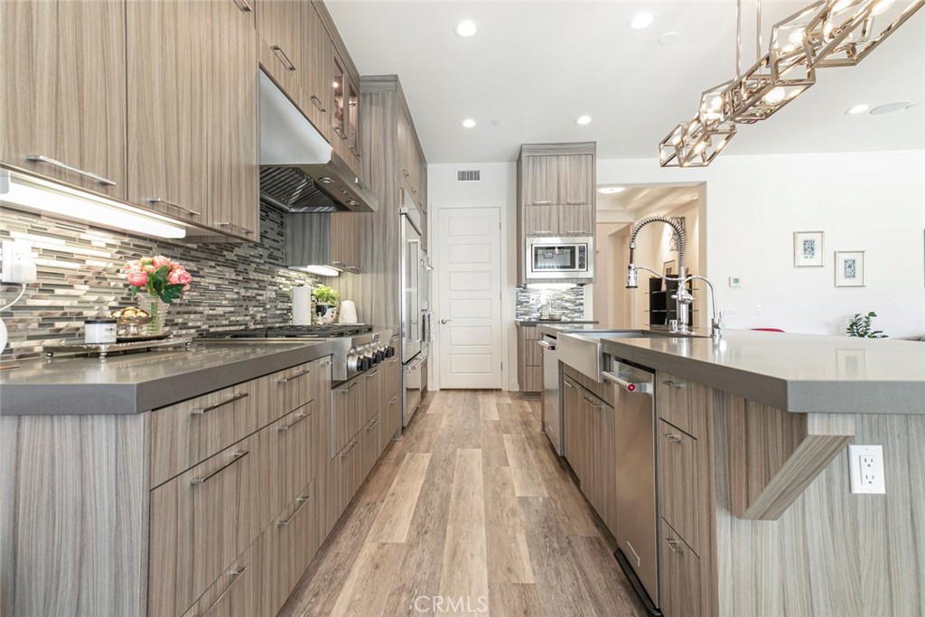 20512 W Esmerelda Lane