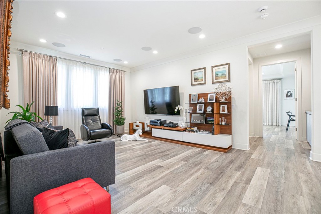 20512 W Esmerelda Lane