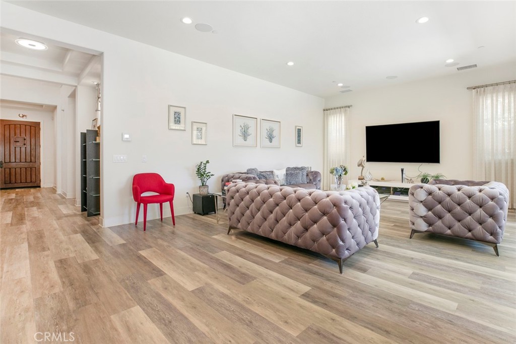 20512 W Esmerelda Lane