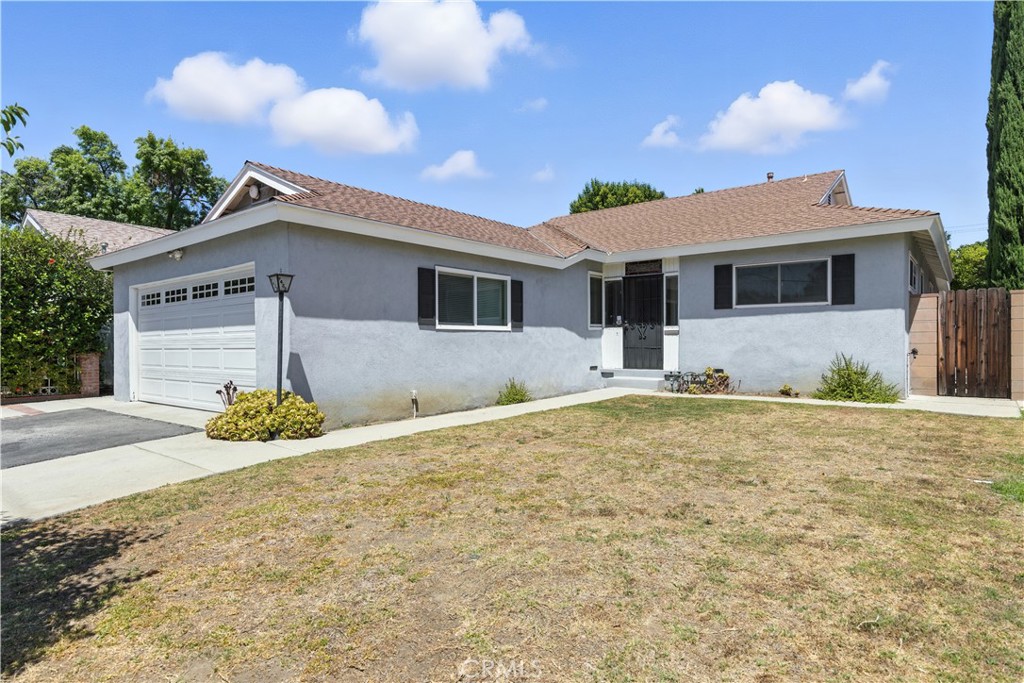 7452 Vanalden Avenue