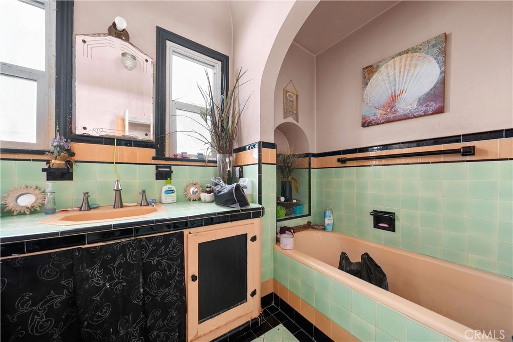 3300 W 78th Street