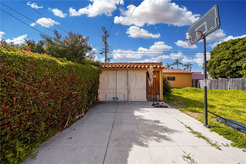 3300 W 78th Street