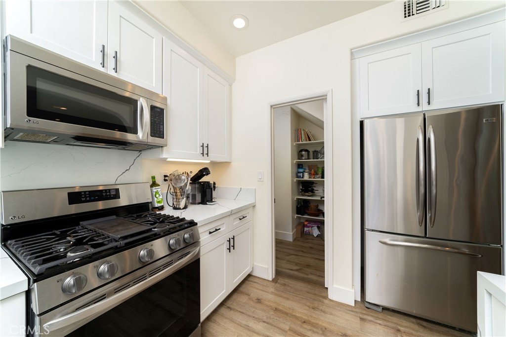 2 Bloomington Street