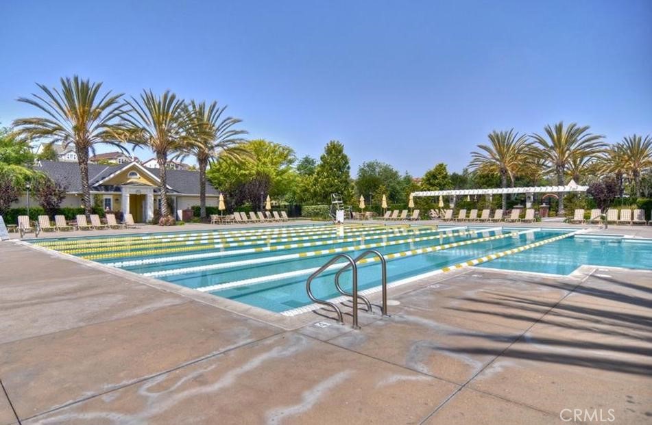 2 Bloomington Street