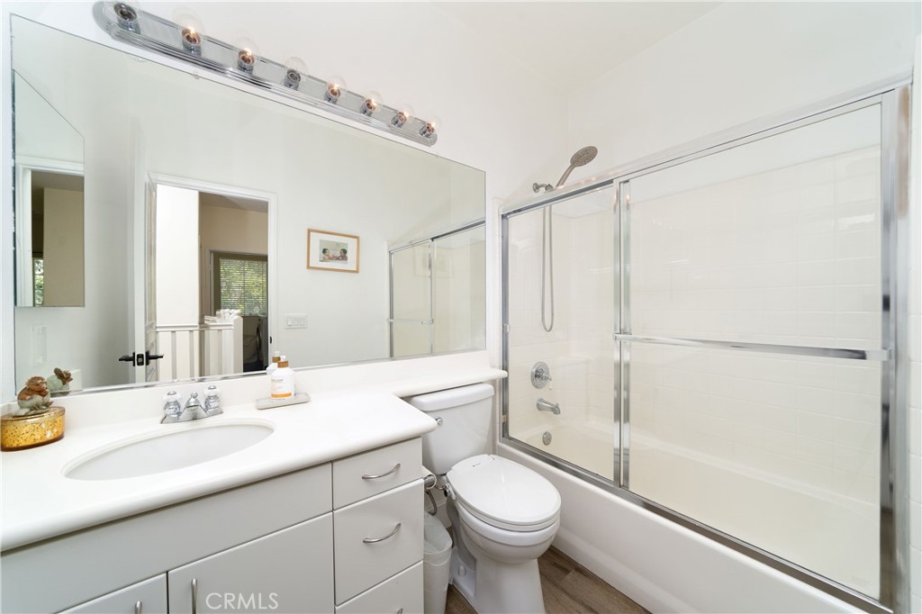 2 Bloomington Street