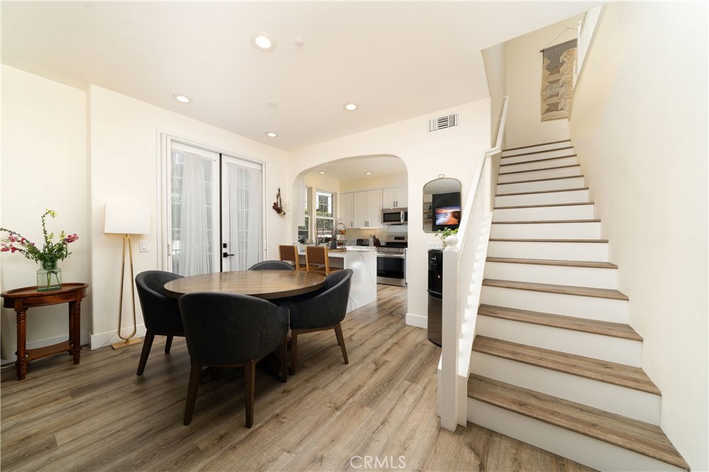 2 Bloomington Street