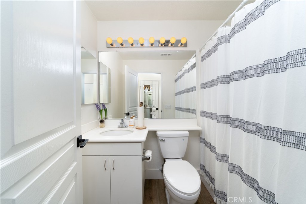 2 Bloomington Street