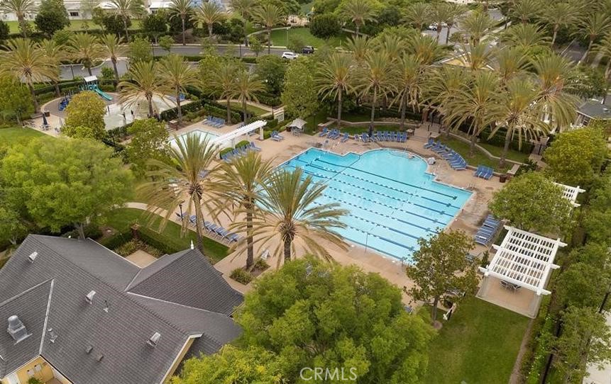 2 Bloomington Street