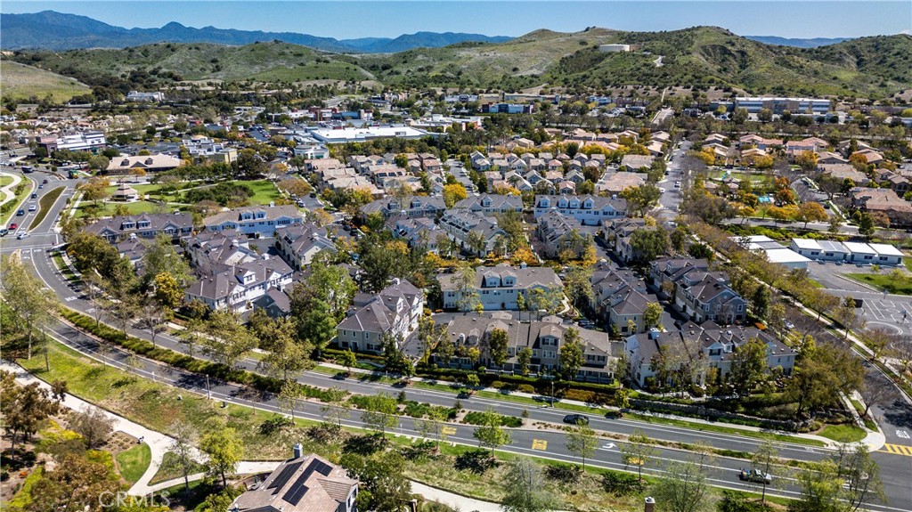 2 Bloomington Street