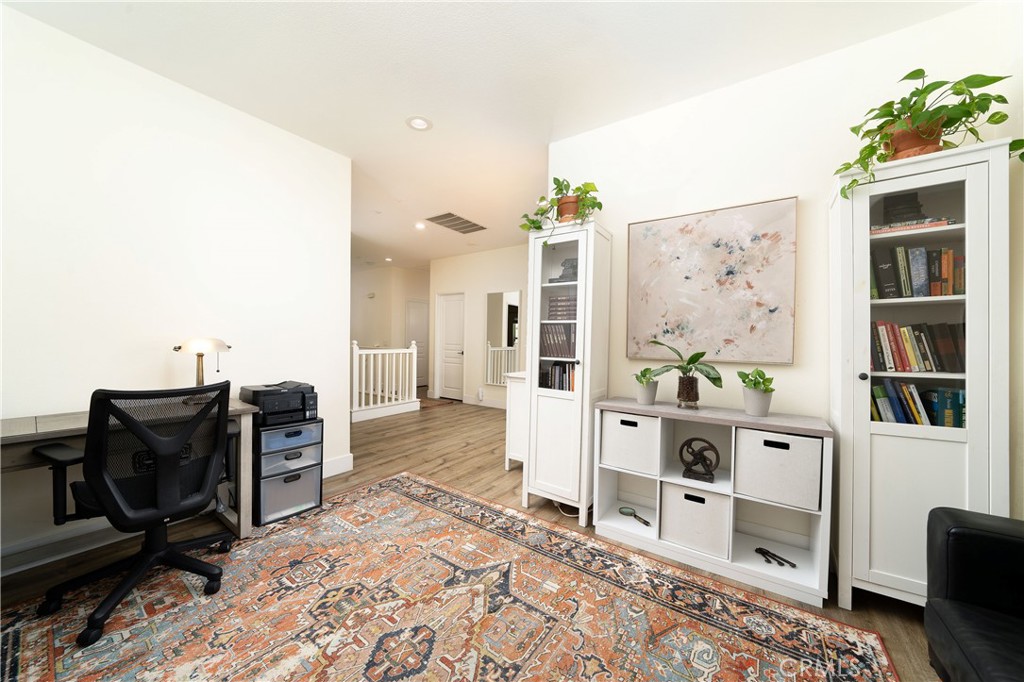 2 Bloomington Street