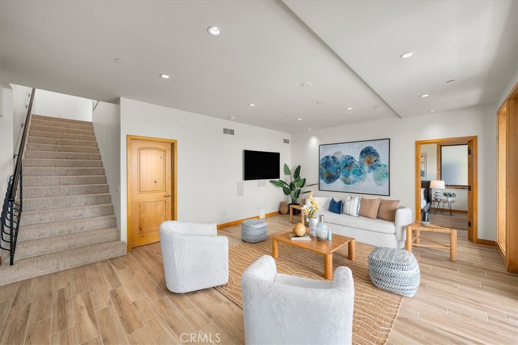 206 Grandview Street