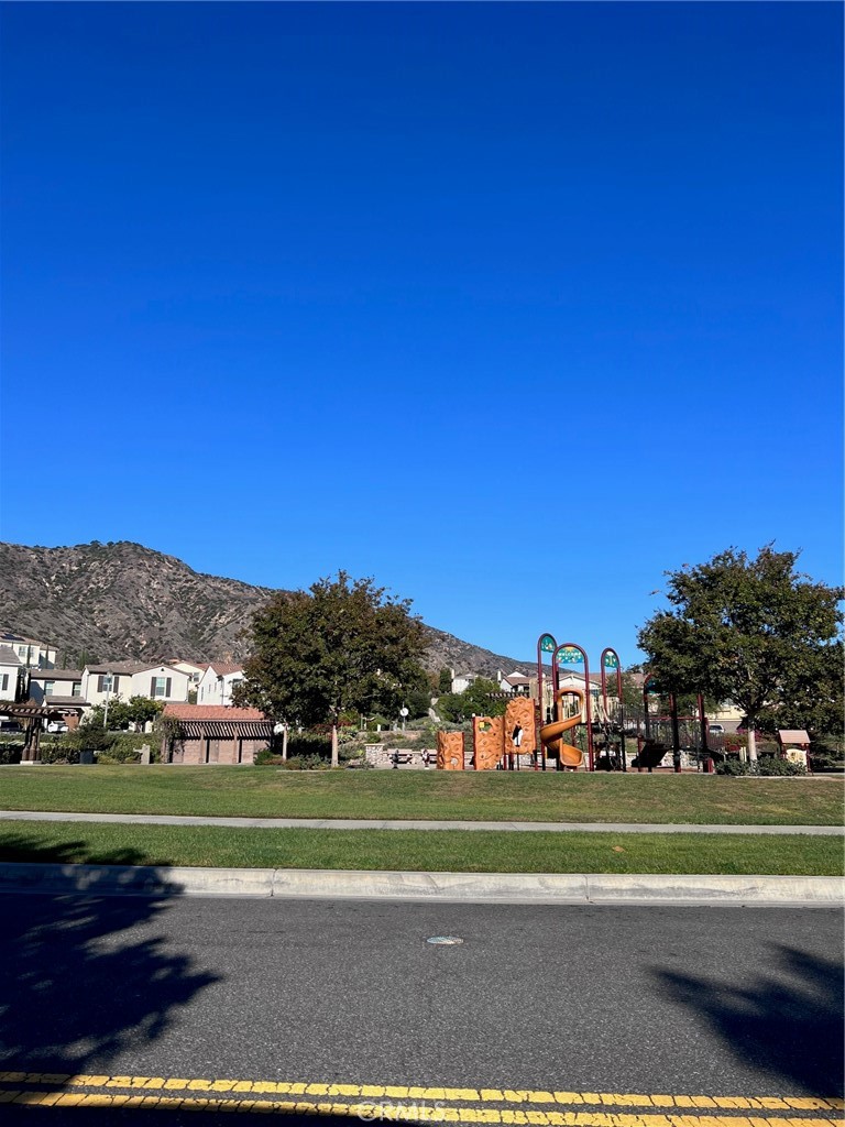 595 E Vosburg Drive