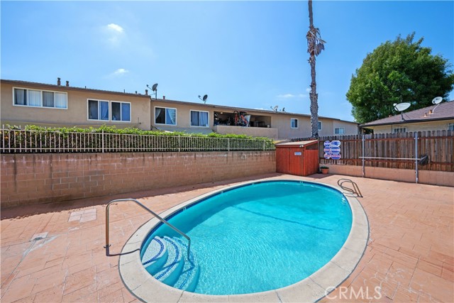 888 Victor AVE Unit: 9