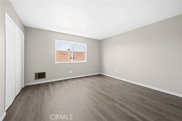 888 Victor AVE Unit: 9