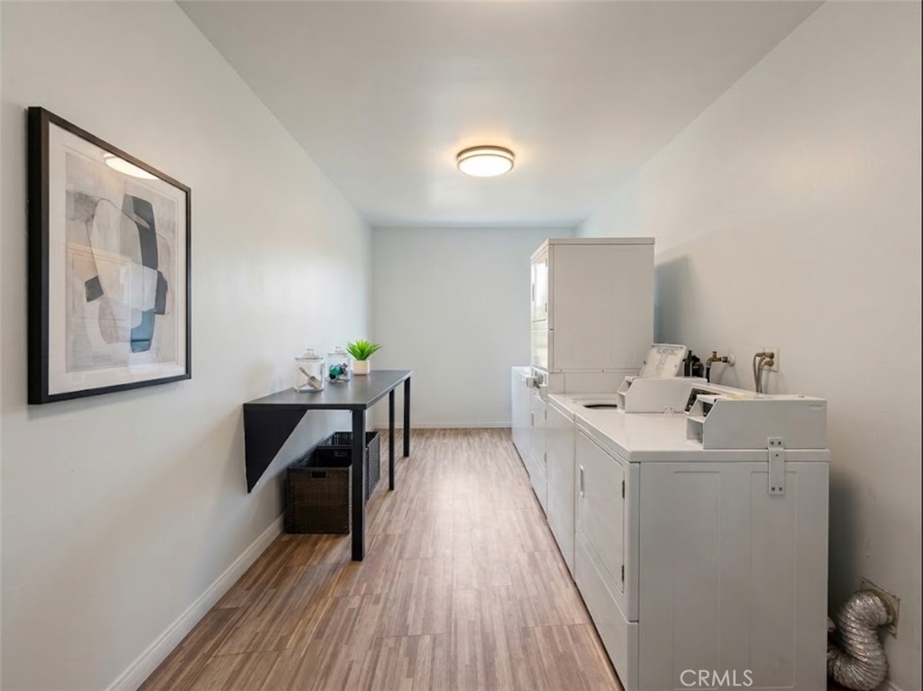 5354 Lindley 204