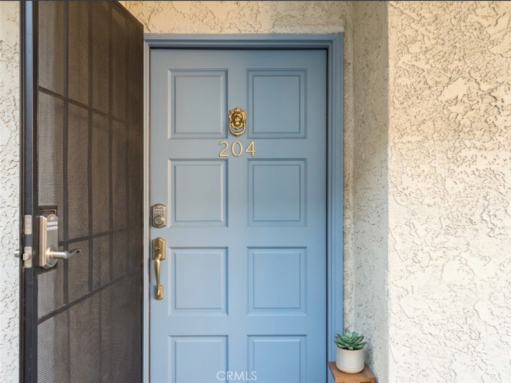 5354 Lindley 204