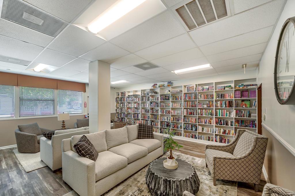 21401 Tumbleweed Way