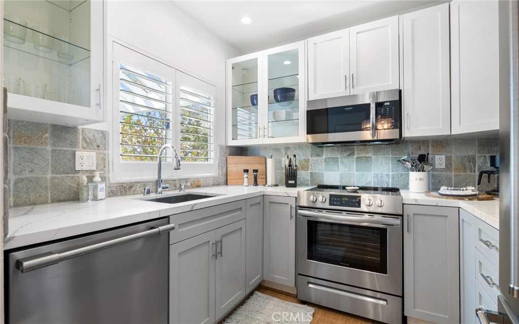 198 Hartford Drive 118