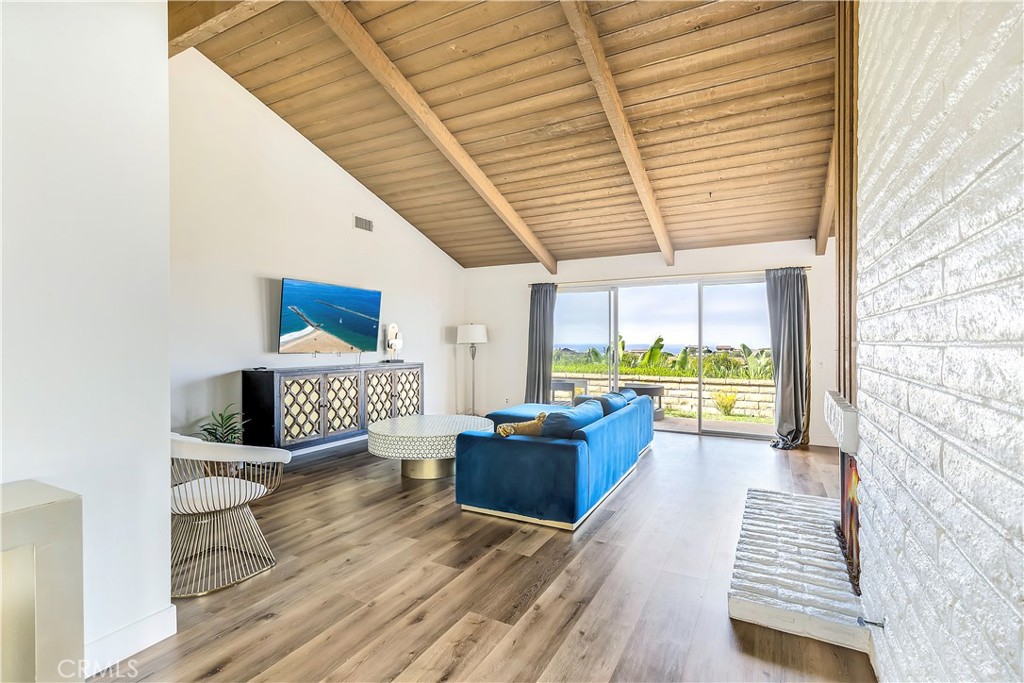 1233 Outrigger Drive