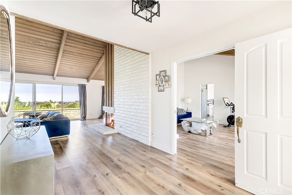 1233 Outrigger Drive