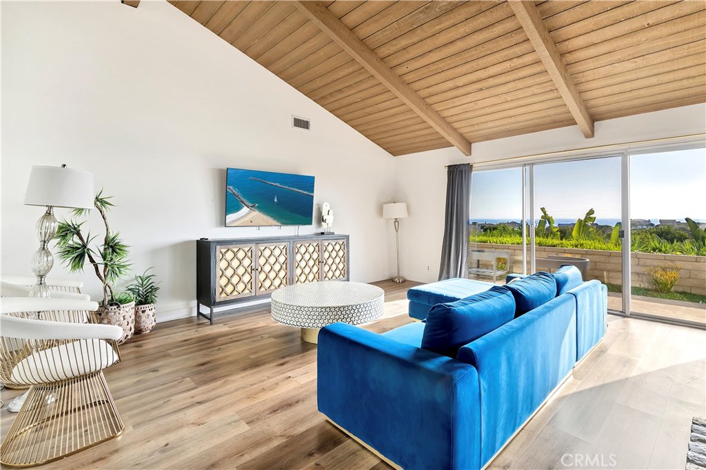 1233 Outrigger Drive