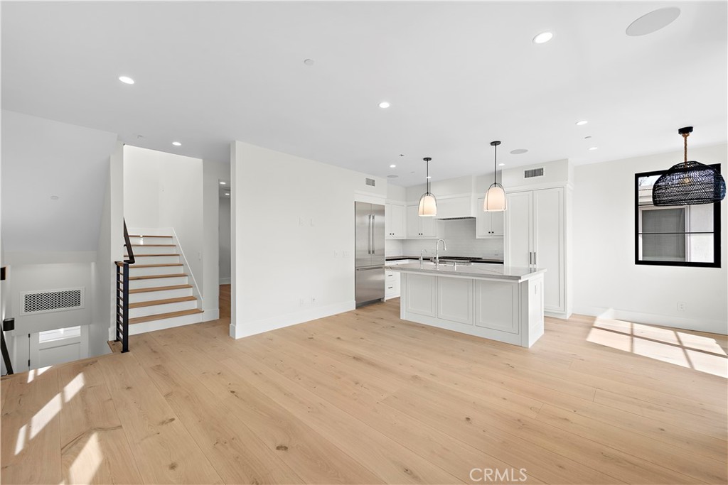 434 1/2 Goldenrod Avenue