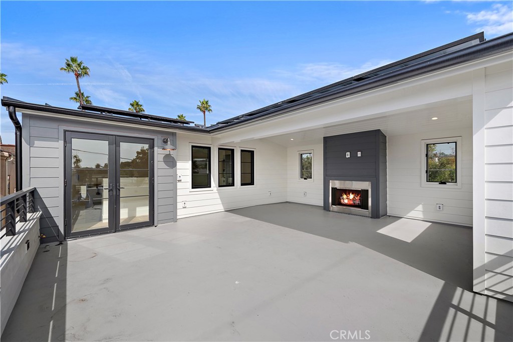 434 1/2 Goldenrod Avenue