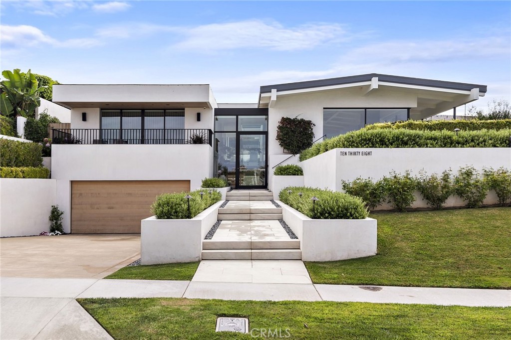 1038 White Sails Way