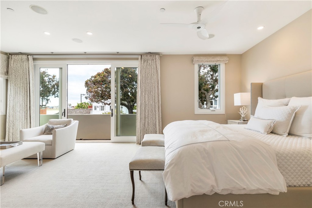 218 Narcissus Avenue