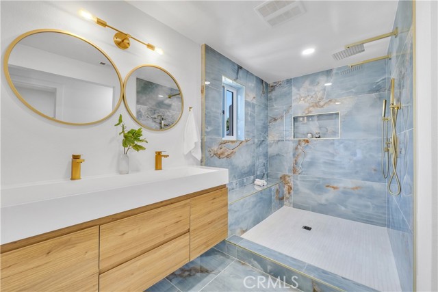 7016 Little Harbor DR