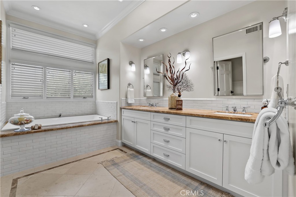 1854 Port Kimberly Place