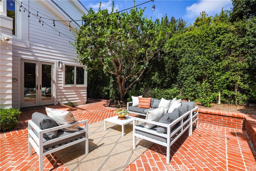 1854 Port Kimberly Place