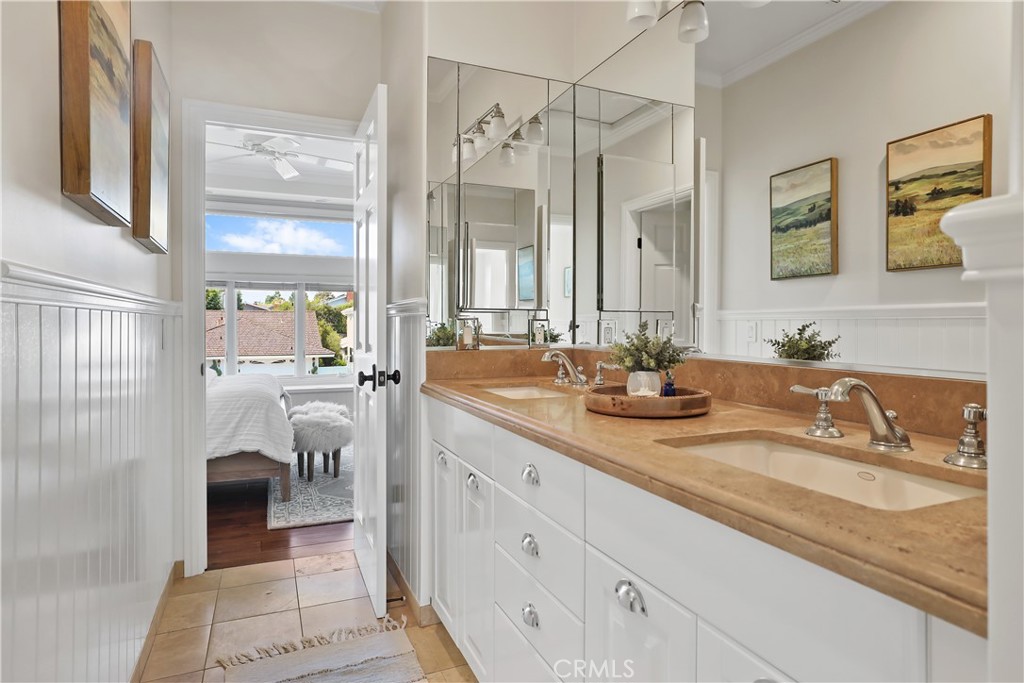 1854 Port Kimberly Place