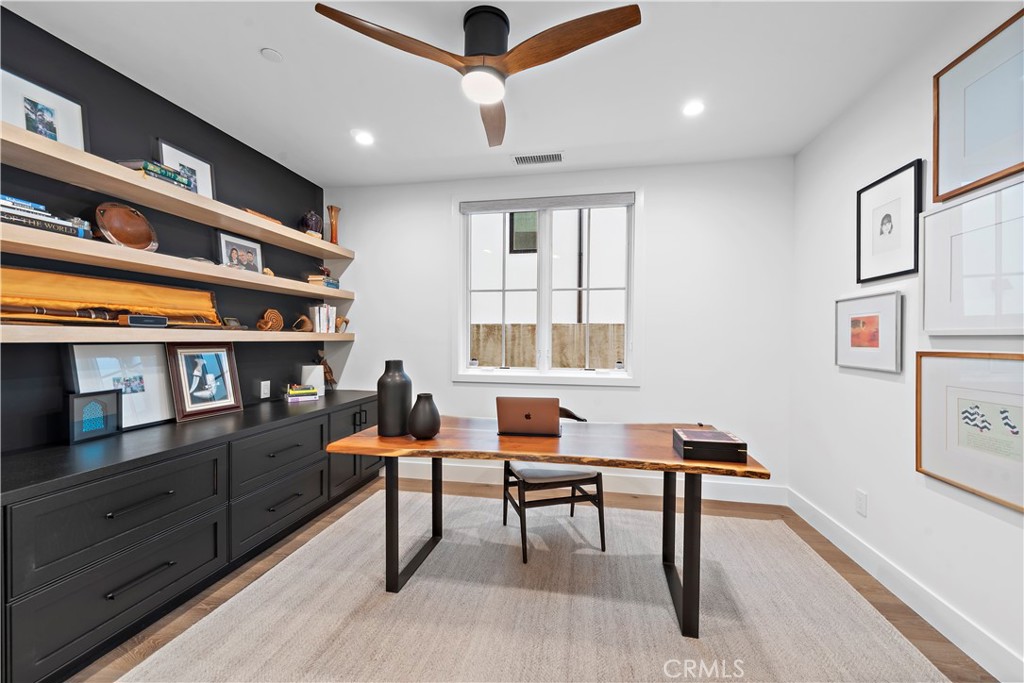 613 Narcissus Avenue