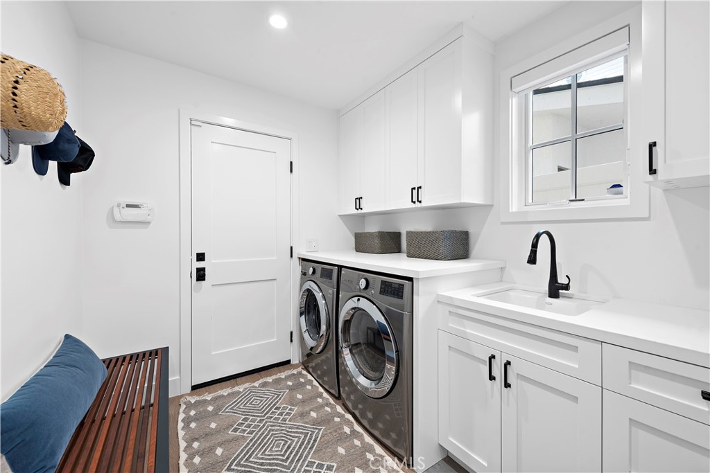 613 Narcissus Avenue