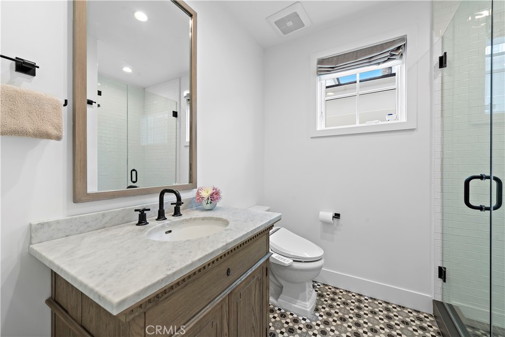 613 Narcissus Avenue