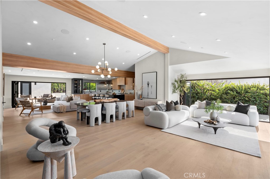1120 White Sails Way