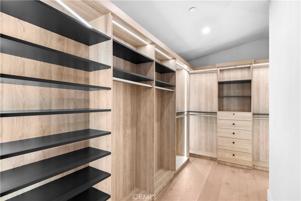 1120 White Sails Way