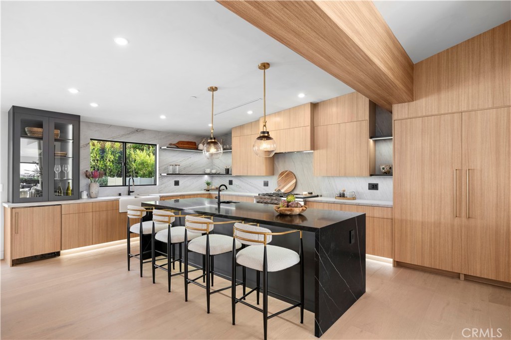 1120 White Sails Way