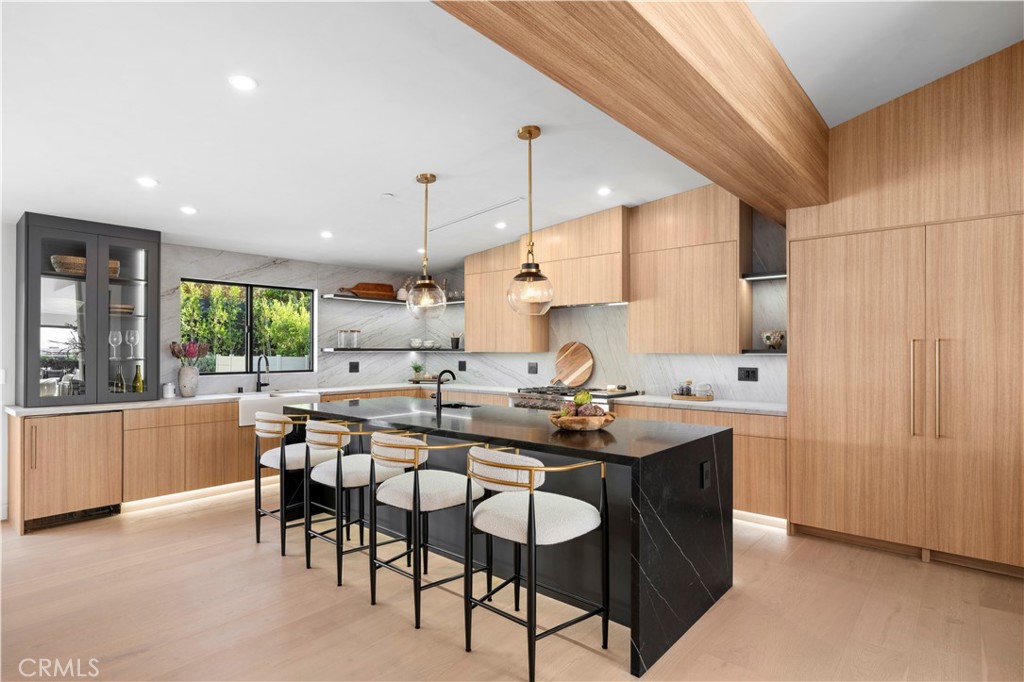 1120 White Sails Way
