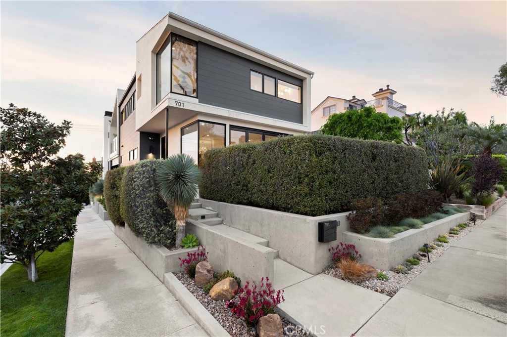 701 Poppy Avenue