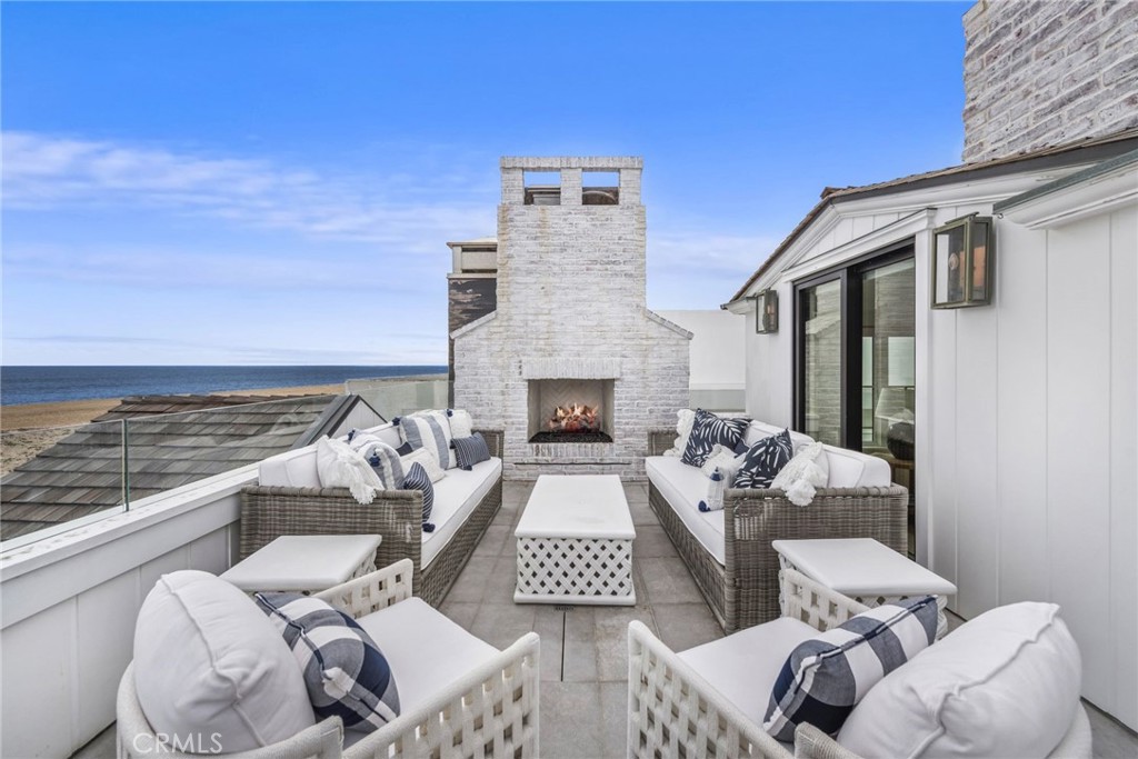 2148 E Oceanfront