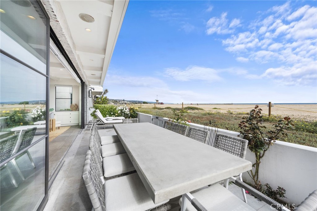 2148 E Oceanfront