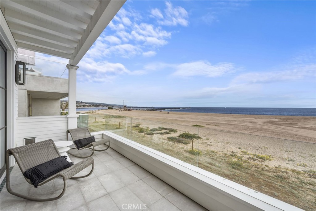 2148 E Oceanfront